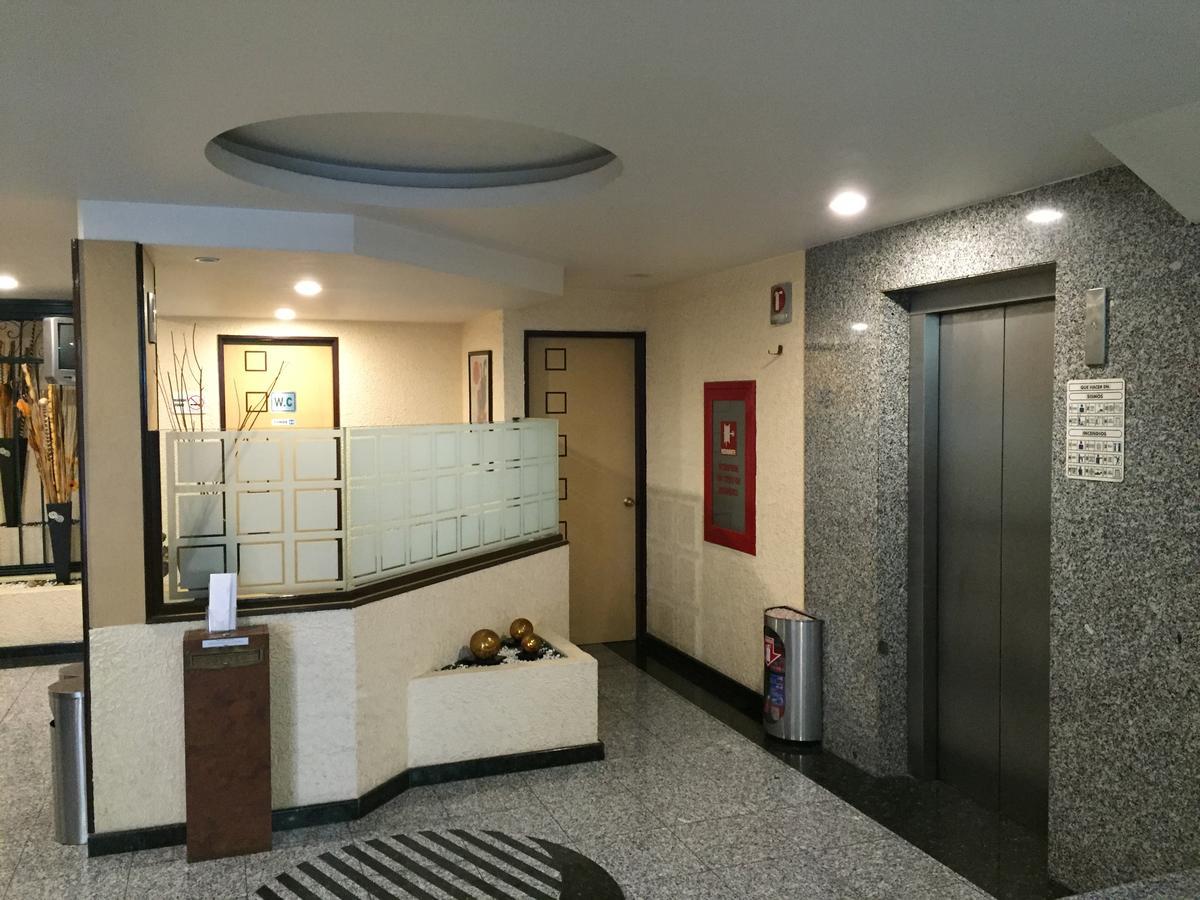 Hotel La Luna Мехико Экстерьер фото