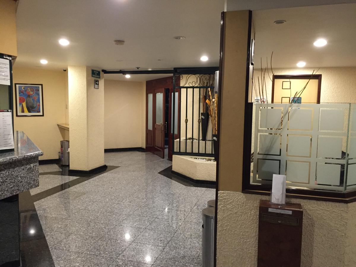 Hotel La Luna Мехико Экстерьер фото